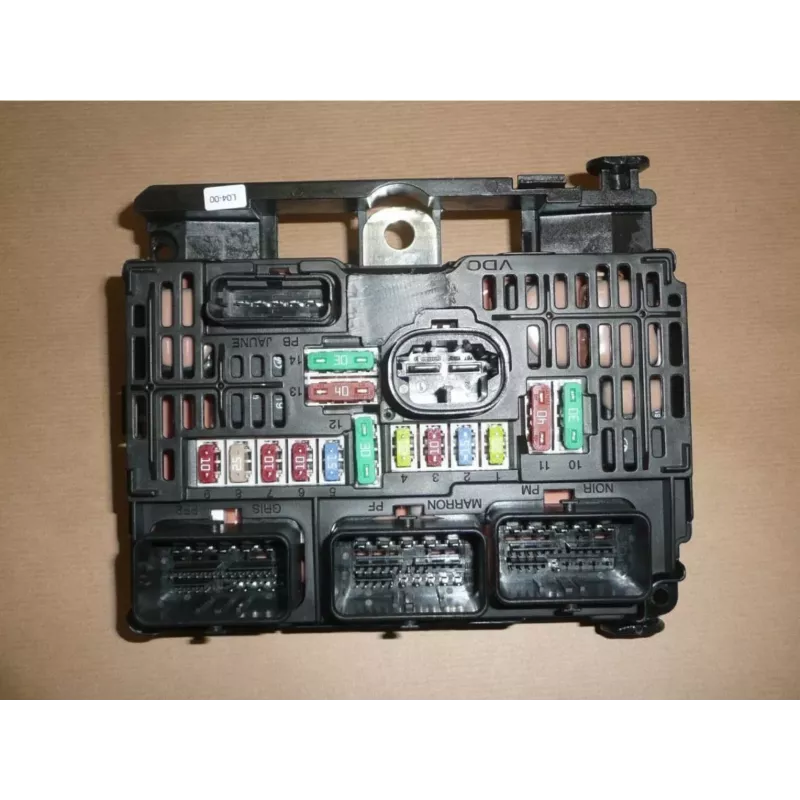 BSM (Boitier de servitude moteur), Boitier Fusibles OE 6500CK - Visuel 1