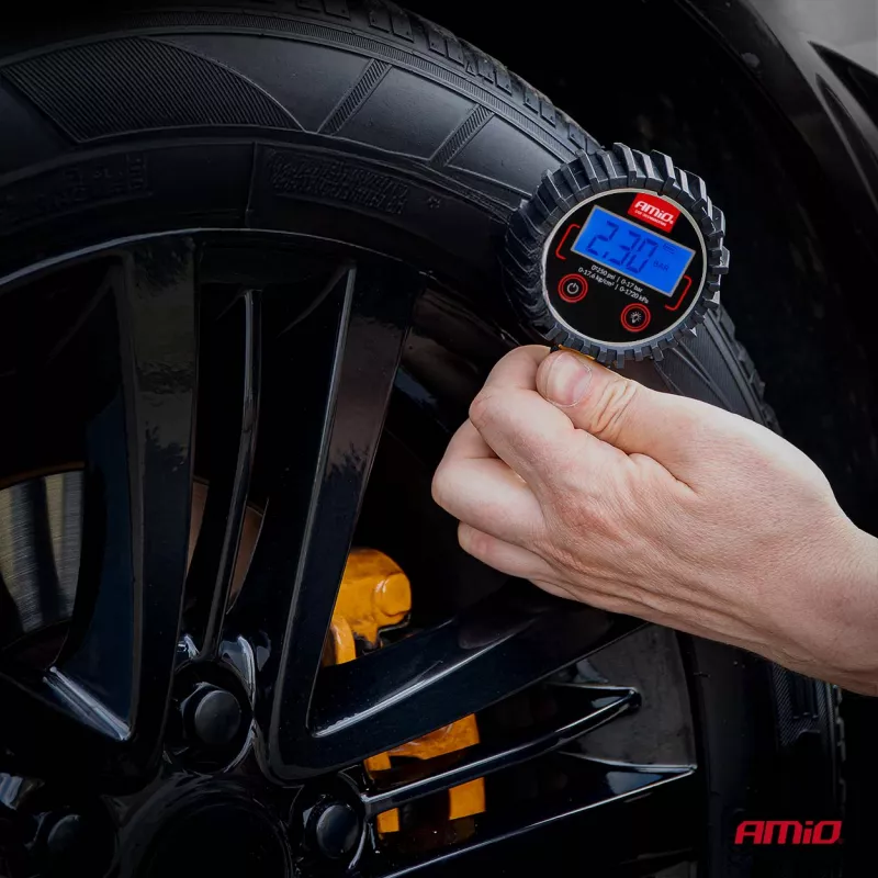 Manomètre numérique avec tête pivotante et valve de réinitialisation 17 bar - AMIO 04464 - Visuel 1