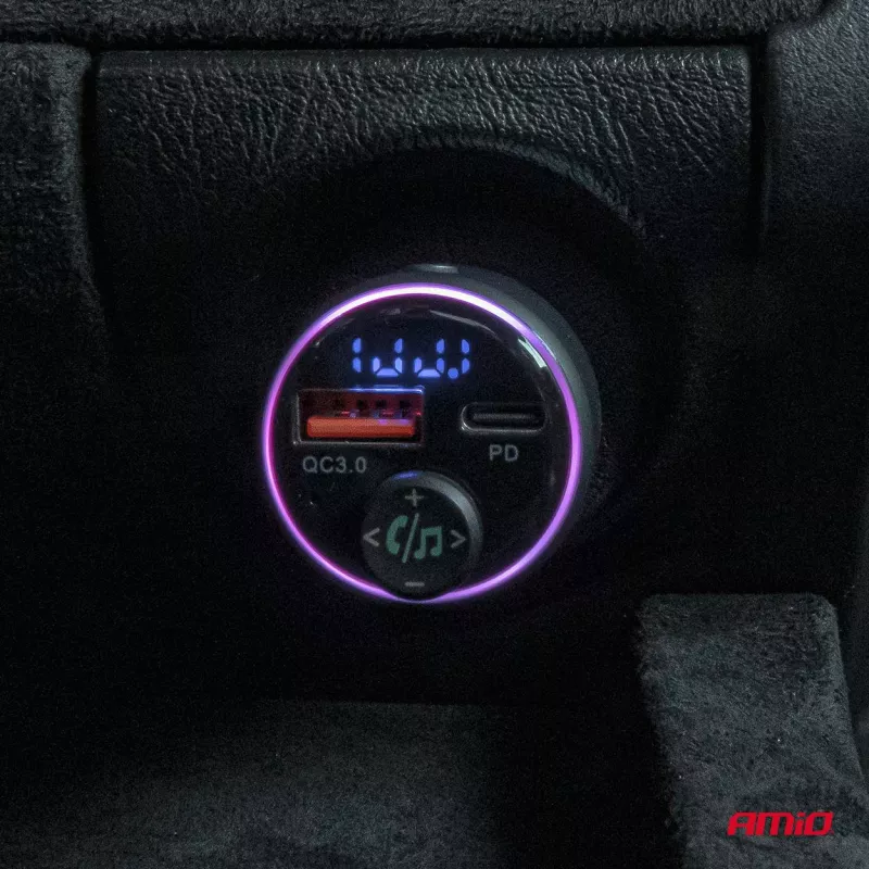 Émetteur FM voiture 1×USB-A 1×USB-C 12V 24V - AMIO 04655 - Visuel 2