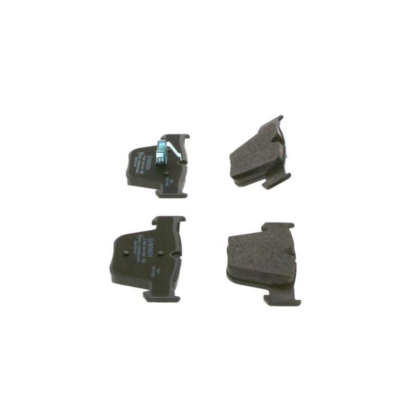 Jeu de 4 plaquettes de frein avant BOSCH 0 986 424 624 - Visuel 2