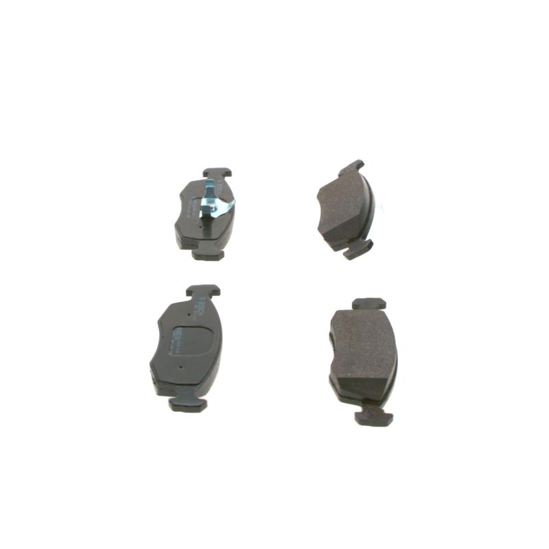 Jeu de 4 plaquettes de frein avant BOSCH 0 986 469 070 - Visuel 2