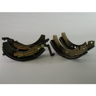 Jeu de mâchoires de frein BOSCH [0 986 487 311]