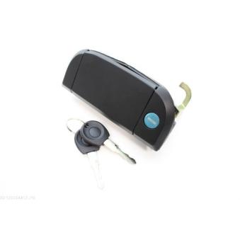 Poignée extérieure de porte avant gauche AUTOMEGA [100008810]