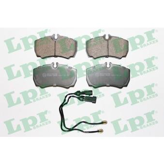 Jeu de 4 plaquettes de frein arrière LPR 05P830A pour IVECO DAILY 29L14 - 136cv