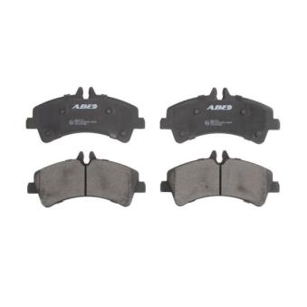 Jeu de 4 plaquettes de frein arrière ABE C2M030ABE pour SKODA KAMIQ 516 CDI - 163cv