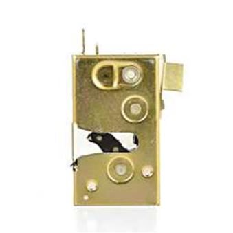 Serrure de porte avant droit BSG BSG 30-975-016