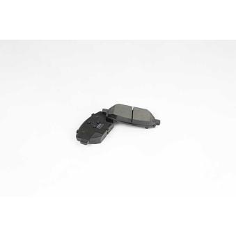 Jeu de 4 plaquettes de frein avant BSG OEM 84120877 Jeu de 4 plaquettes de frein avant BSG OEM 84120877