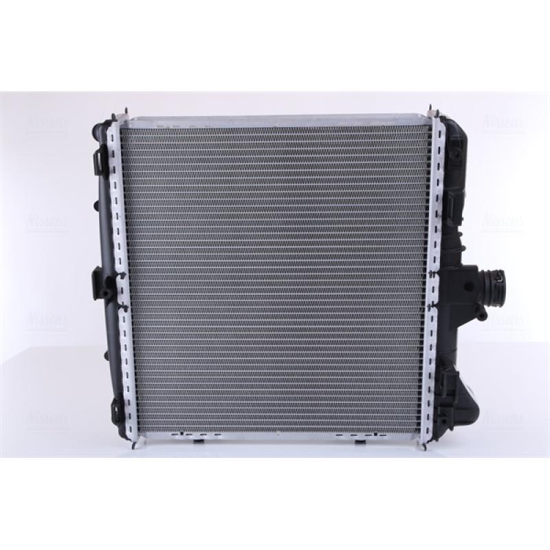 Radiateur, refroidissement du moteur NISSENS 637774 - Visuel 1