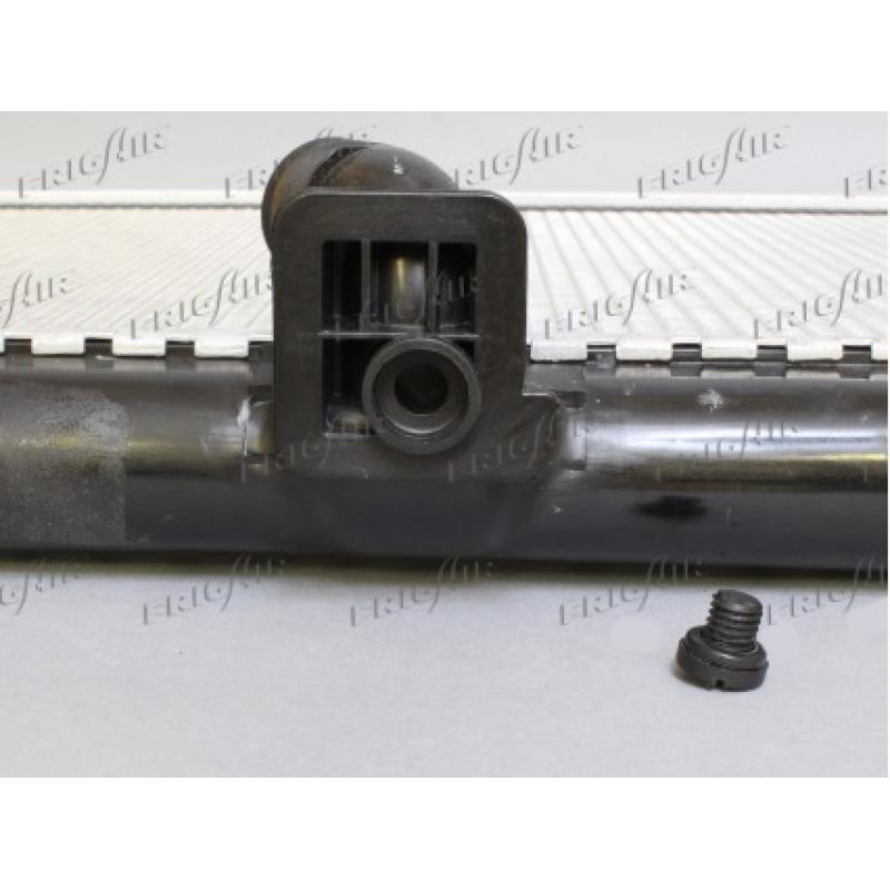 Radiateur, refroidissement du moteur FRIGAIR 0103.3104 - Visuel 2