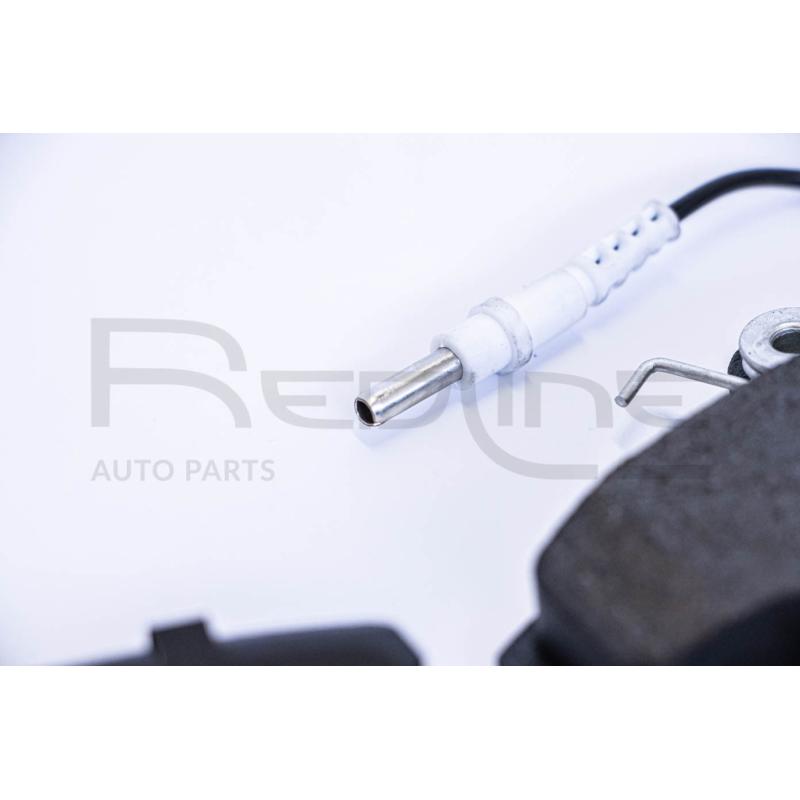 Jeu de 4 plaquettes de frein avant RED-LINE 27DC000 - Visuel 1