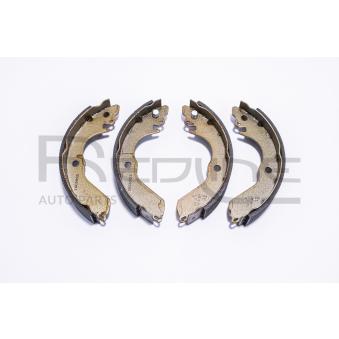 Jeu de mâchoires de frein RED-LINE OEM MB668747