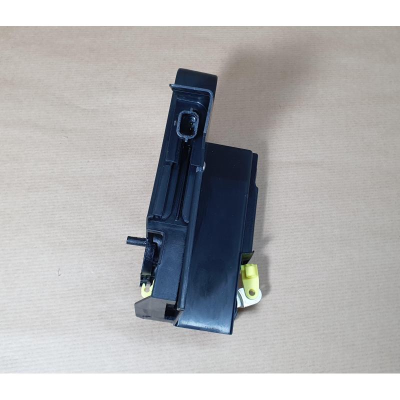 Serrure de porte arrière gauche OE 825033585R - Visuel 2