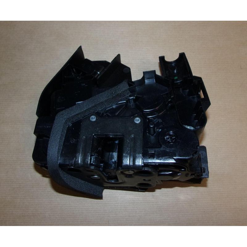 Serrure de porte arrière gauche OE 825037601R - Visuel 2