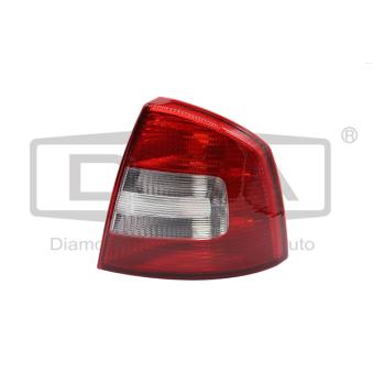 Feu arrière DPA 89450875402