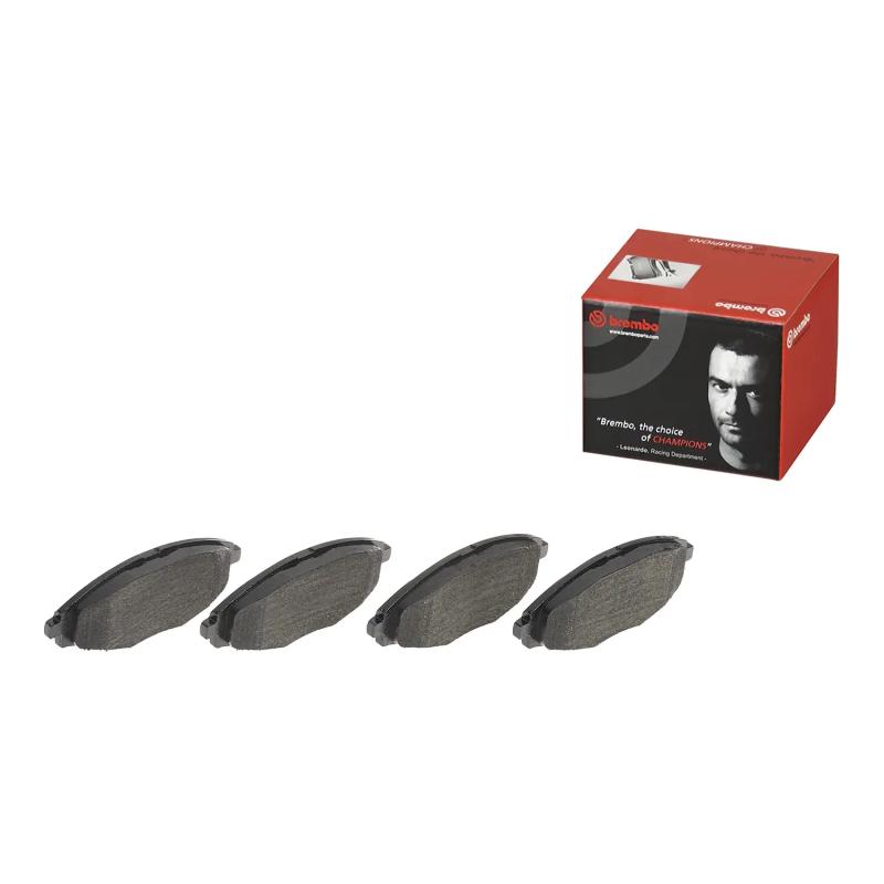 Jeu de 4 plaquettes de frein avant BREMBO P 15 006 - Visuel 1