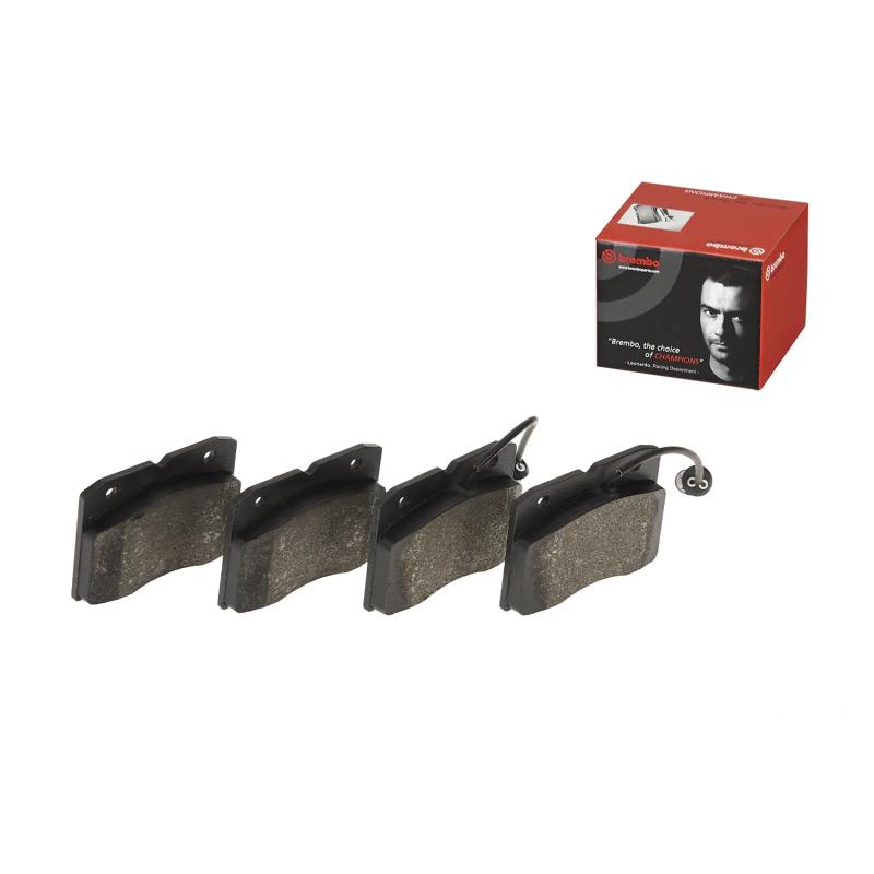 Jeu de 4 plaquettes de frein avant BREMBO P A6 012 - Visuel 1