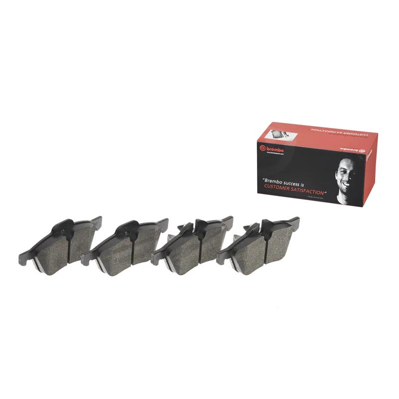 Jeu de 4 plaquettes de frein avant BREMBO P 06 030 - Visuel 1