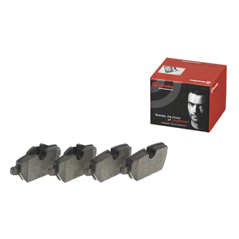 Jeu de 4 plaquettes de frein arrière BREMBO P 06 080 - Visuel 1