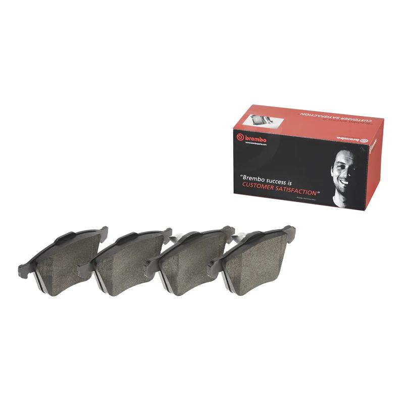 Jeu de 4 plaquettes de frein avant BREMBO P 86 018 - Visuel 1