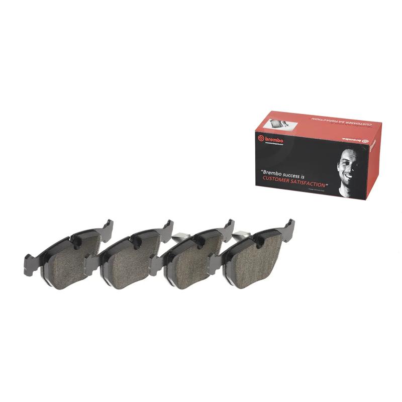Jeu de 4 plaquettes de frein avant BREMBO P 06 021 - Visuel 1