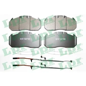 Jeu de 4 plaquettes de frein avant LPR 05P823B