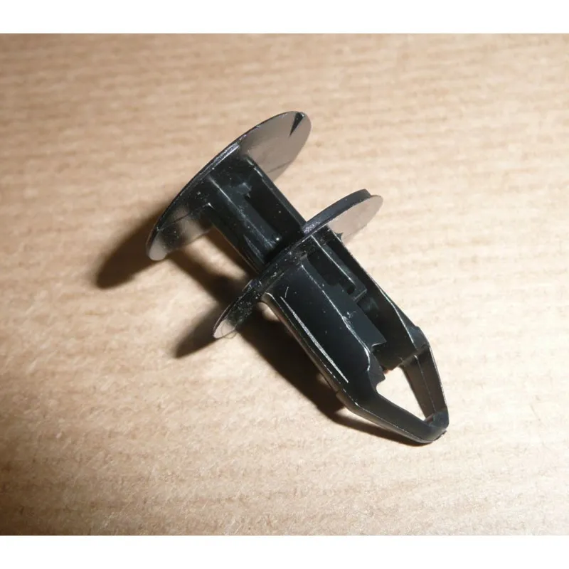 Rivet à expansion OE 054000001R - Visuel 1