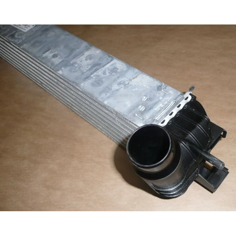 Intercooler, échangeur OE 144610001N - Visuel 1