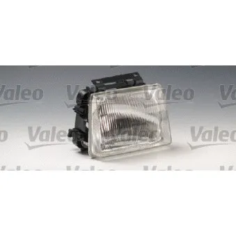 Projecteur principal VALEO 029690 pour OPEL CORSA 1.4 i - 60cv