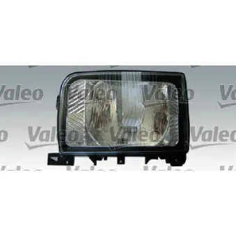 Projecteur principal VALEO 089350 pour NISSAN CABSTAR E 90.32 - 90cv