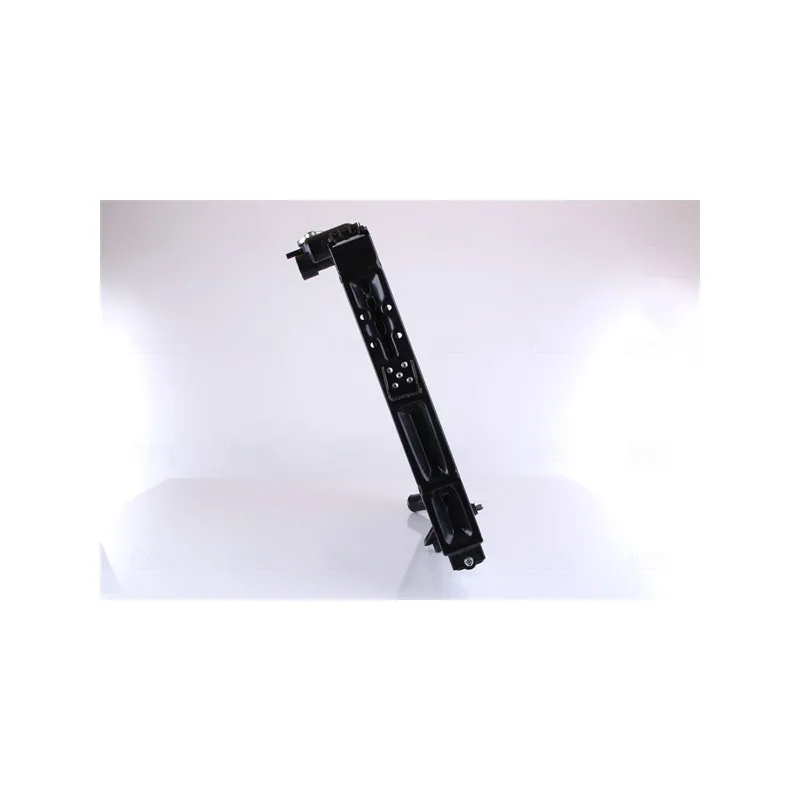 Radiateur, refroidissement du moteur NISSENS 66646 - Visuel 2