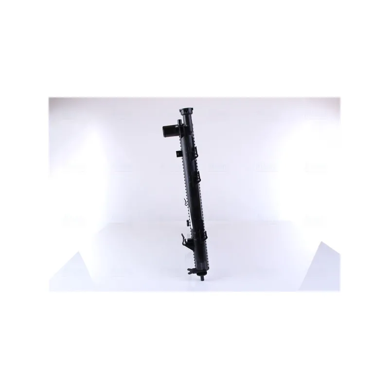 Radiateur, refroidissement du moteur NISSENS 67466 - Visuel 2