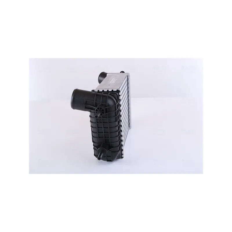 Intercooler, échangeur NISSENS 961116 - Visuel 2