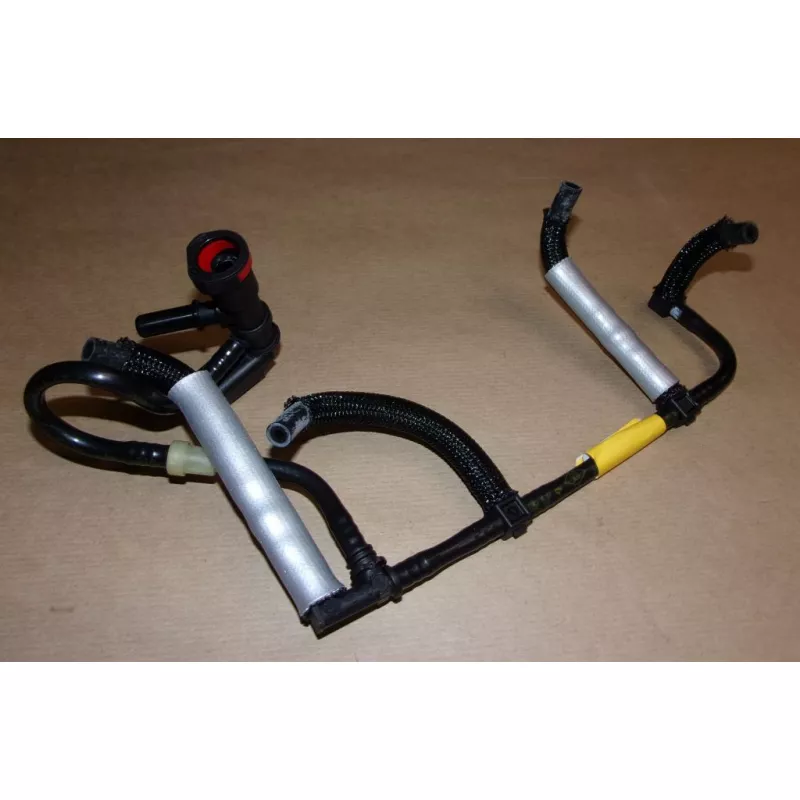 Tuyauterie de carburant OE 166717694R - Visuel 1