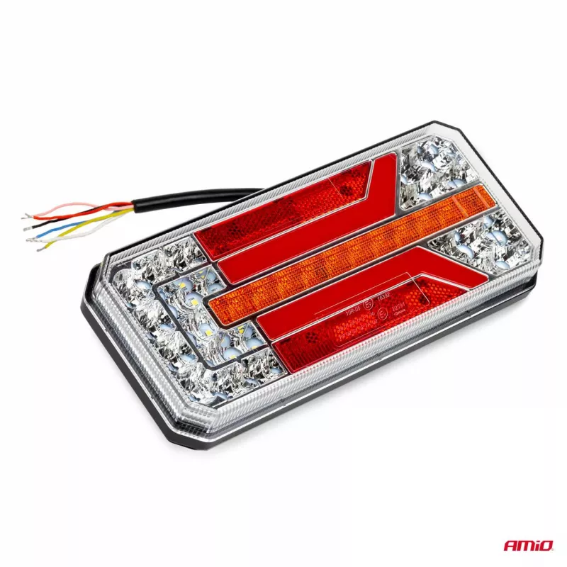 Feu arrière combiné LED RCL-01-R dynamique droit AMIO 02473 - Visuel 1