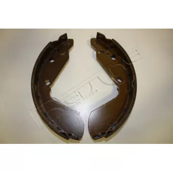 Jeu de mâchoires de frein RED-LINE OEM 5320056821
