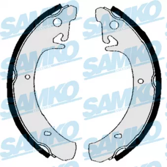 Jeu de mâchoires de frein SAMKO 84830 pour LADA GRANTA 1.6 - 98cv