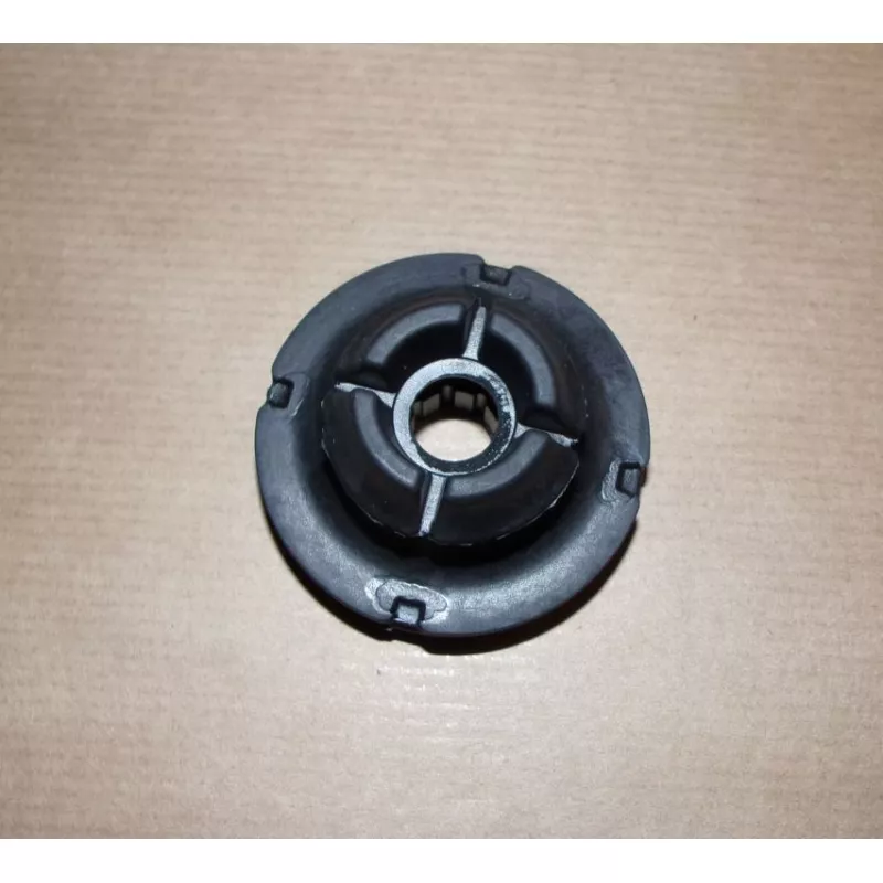 Suspension, radiateur OE 215084467R - Visuel 1