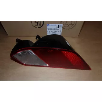 feu antibrouillard arrière OE 9835303480