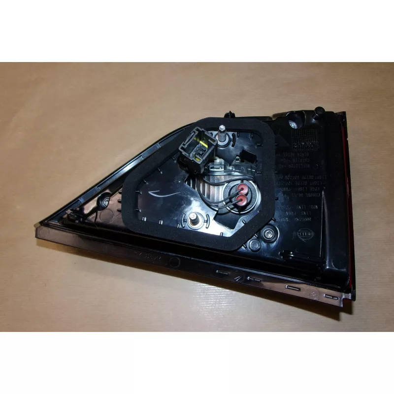 Feu arrière OE 265503368R - Visuel 2