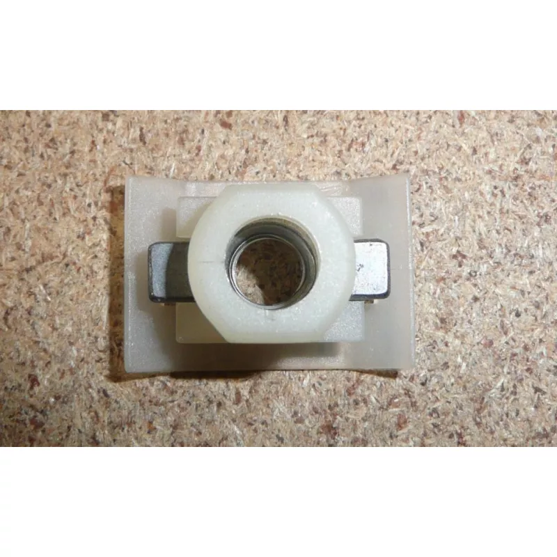 Clip, enjoliveur OE 694353 - Visuel 1