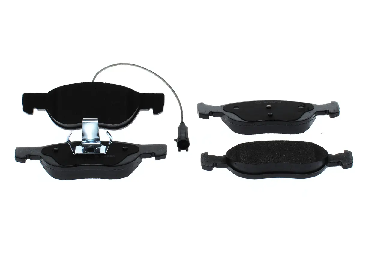 Jeu de 4 plaquettes de frein avant BOSCH 0 986 424 362 pour PEUGEOT 807 1.9 JTD 110 - 110cv